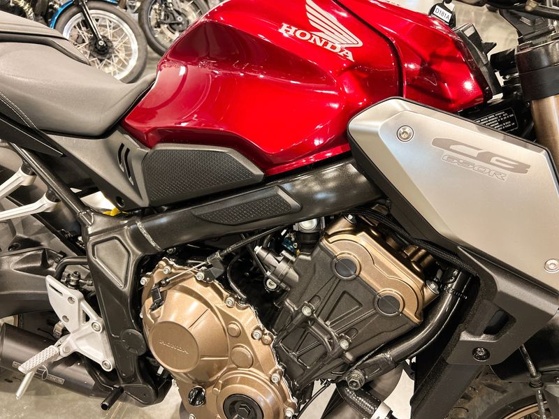 2020 Honda CB650RImage 2