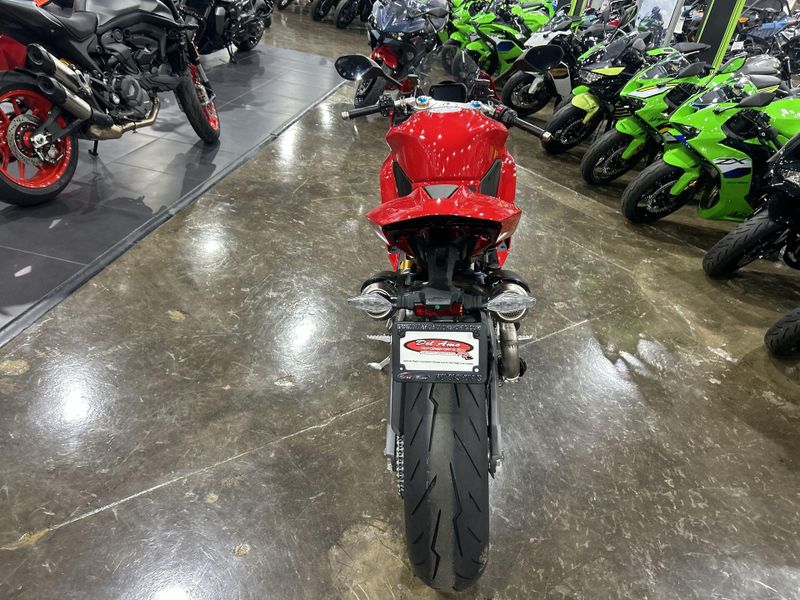 New 2026 Ducati PANIGALE V2 S 896 Image 13