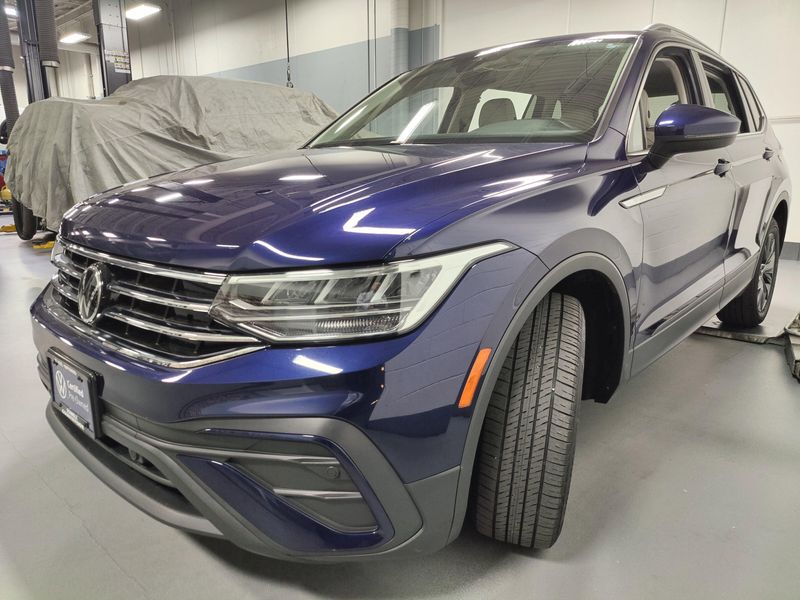 Used 2022 Volkswagen Tiguan SE 4-Motion AWDImage 6