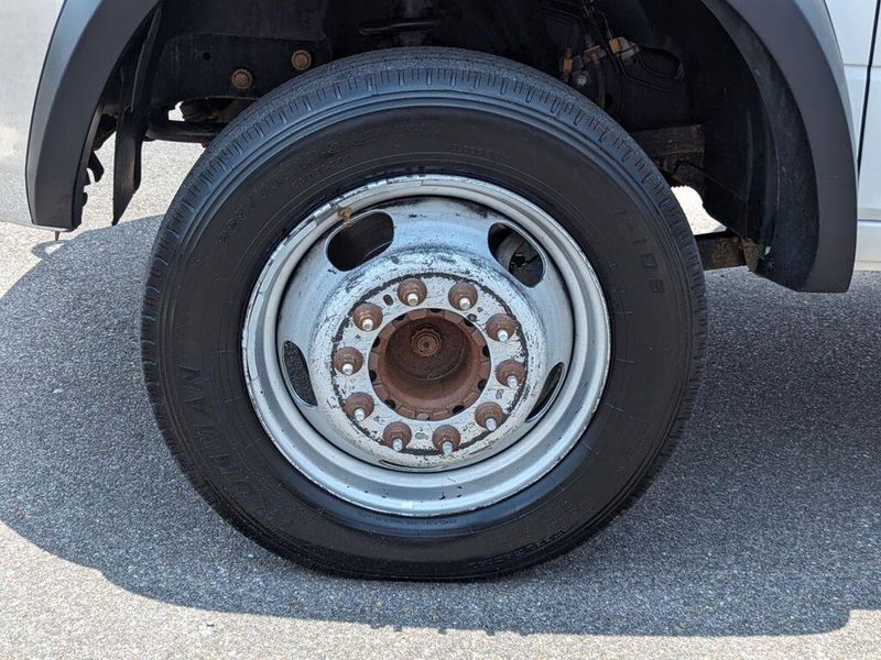 2018 RAM 4500 Chassis Tradesman in a Bright White Clear Coat exterior color and Diesel Gray/Blackinterior. Johnson Dodge 601-693-6343 pixelmotiondemo.com 