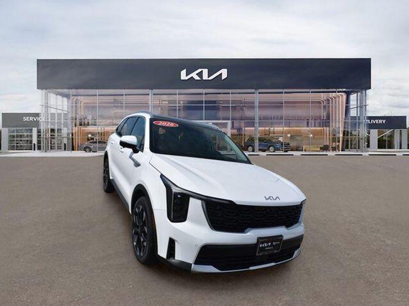 New 2026 Kia Sorento SXImage 10