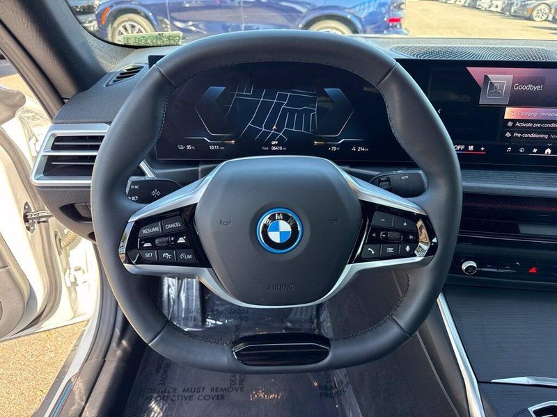 Used 2026 BMW i4 eDrive40Image 24