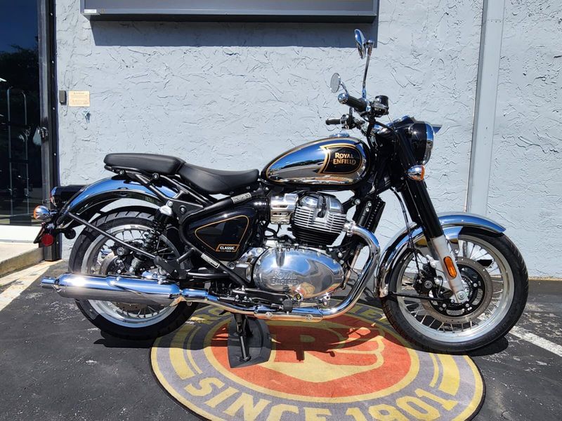 New 2026 Royal Enfield CLASSIC 650 Image 11