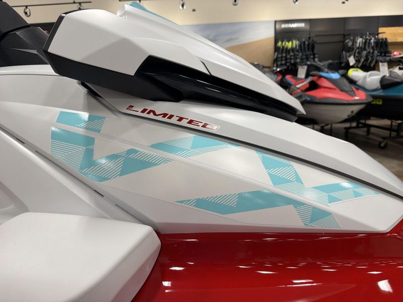 New 2025 Yamaha VX LIMITED Image 23