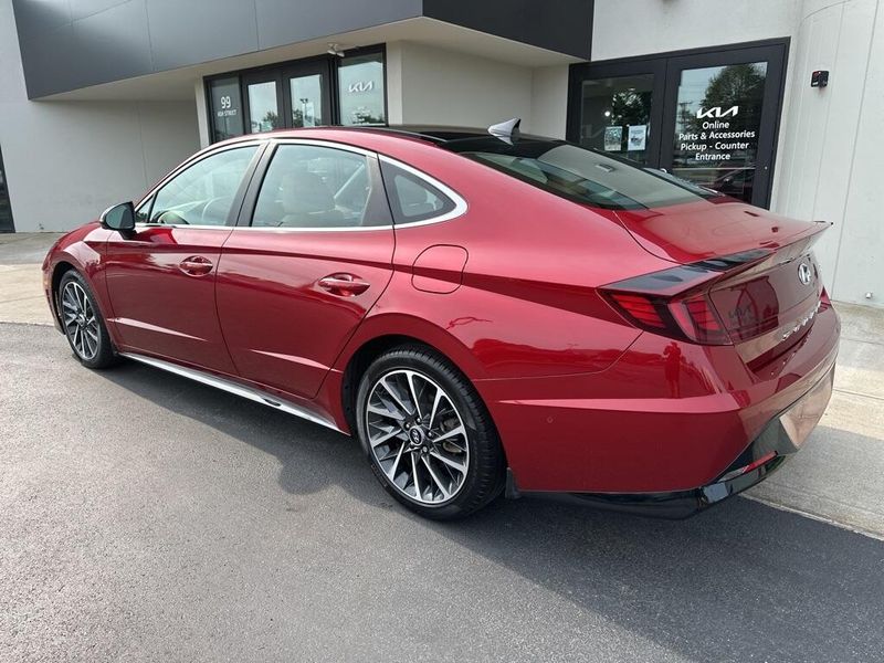 2023 Hyundai Sonata LimitedImage 7