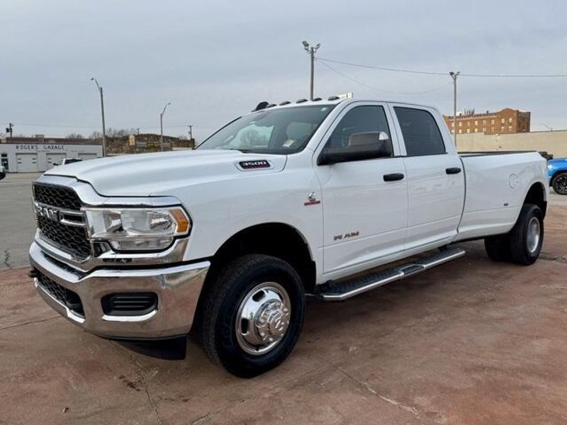 2022 RAM 3500 TradesmanImage 1