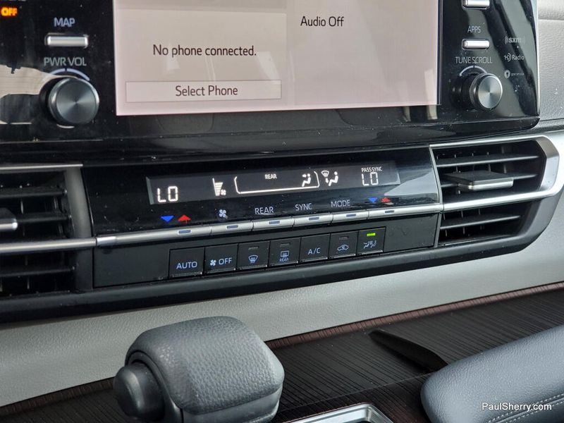 Used 2024 Toyota Sienna LE