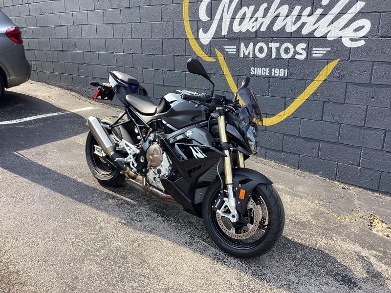 2023 BMW S 1000 R 