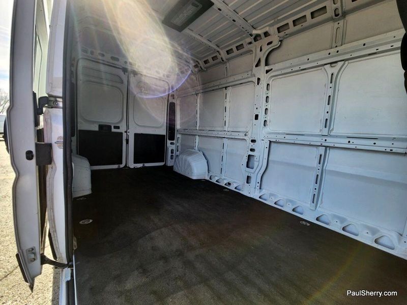 Used 2023 RAM ProMaster 2500 High RoofImage 4