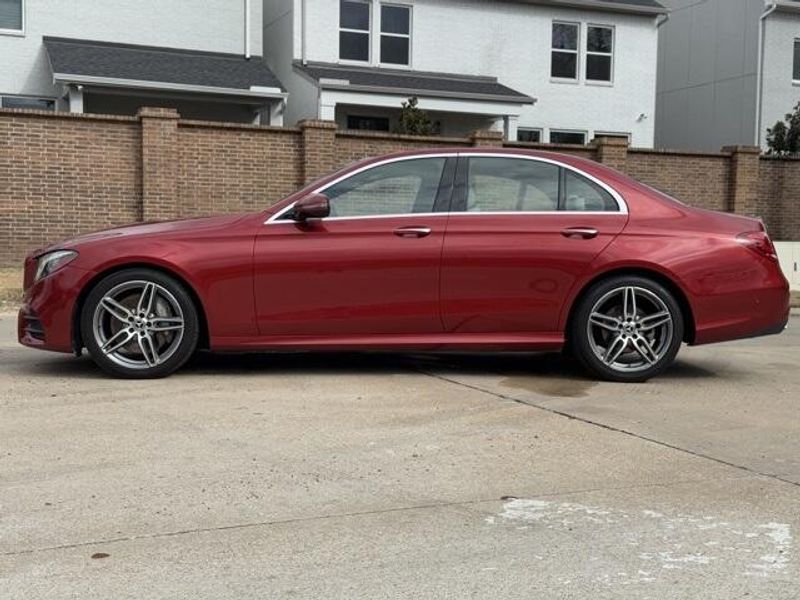 2018 Mercedes-Benz E-Class E 300Image 11