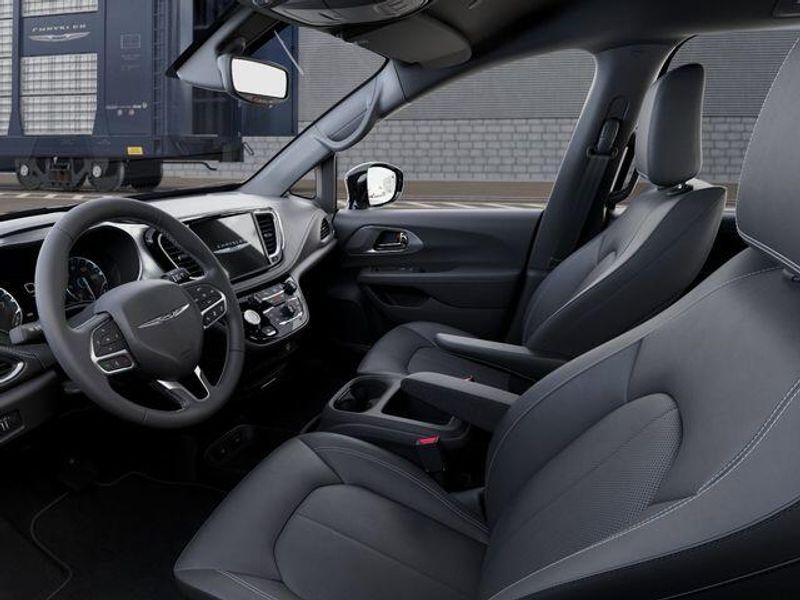 New 2026 Chrysler Pacifica SelectImage 22