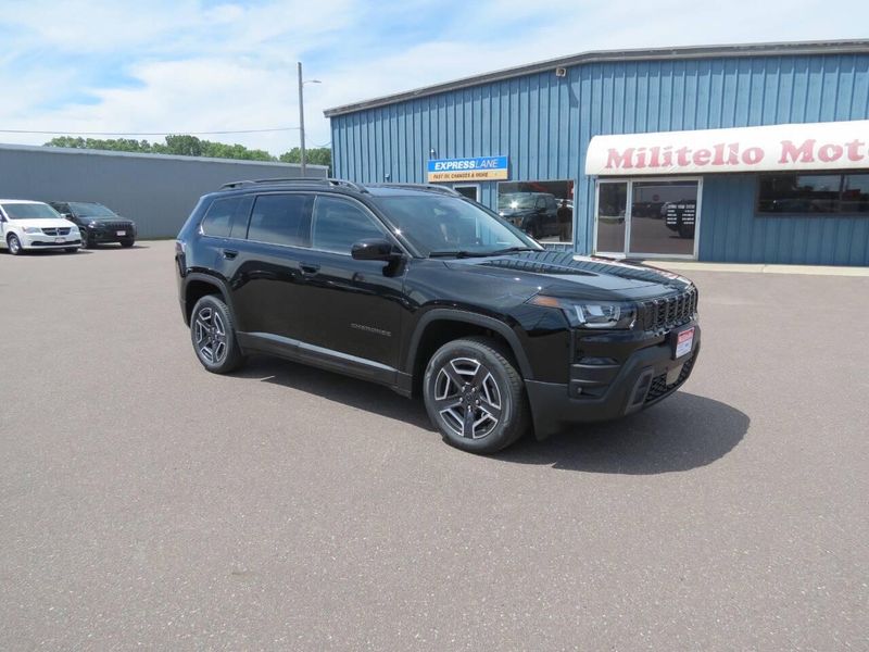 New 2026 Jeep Cherokee Laredo 4x4Image 2