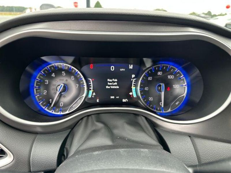 2026 Chrysler Voyager Lx