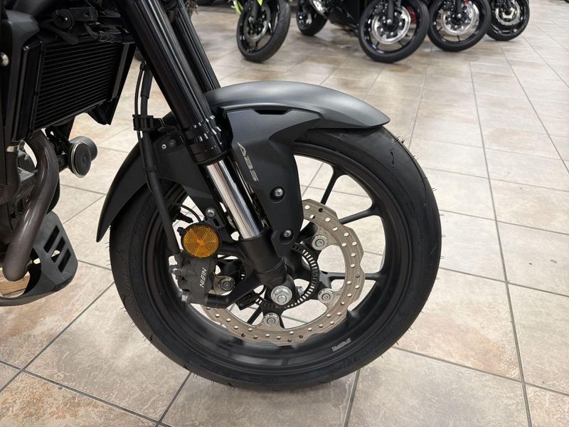 Used 2023 Honda CB300R ABS Image 19