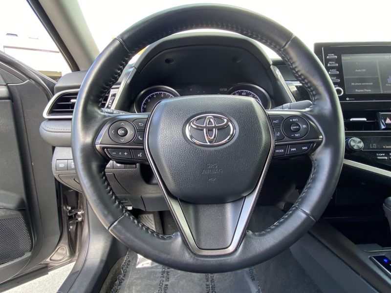 Used 2022 Toyota Camry SEImage 25