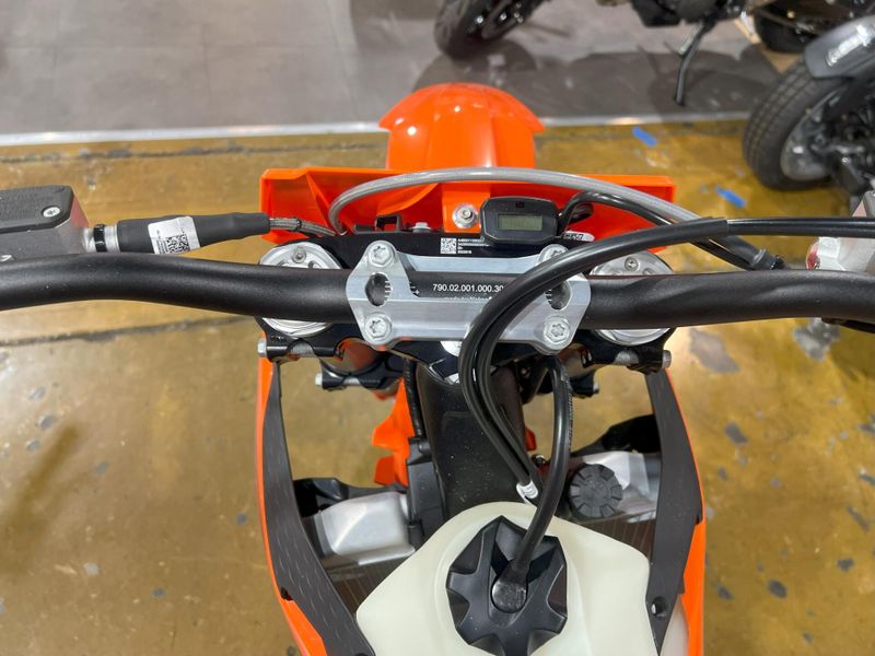 New 2025 KTM 450 SX-F Image 15