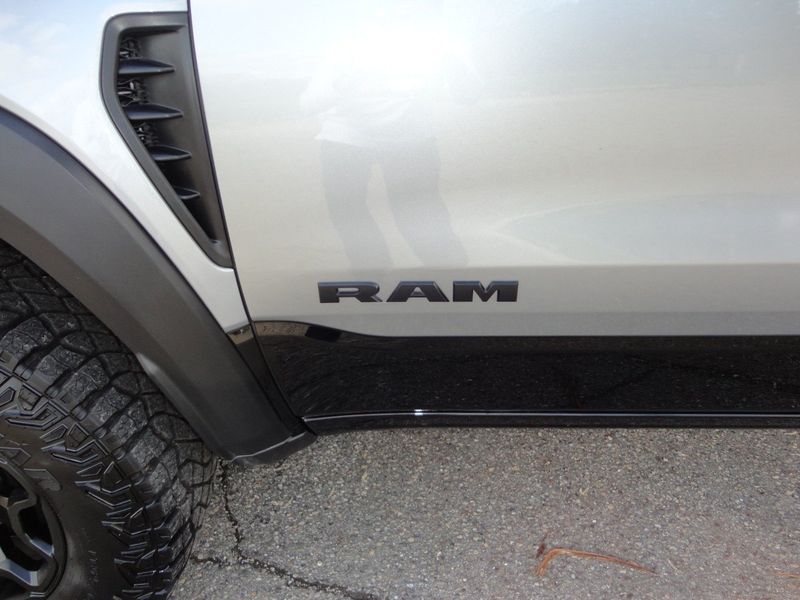 2021 RAM 1500 Image 15