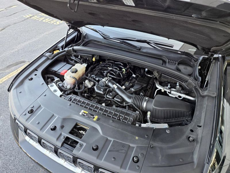 Used 2023 Jeep Grand Cherokee Limited