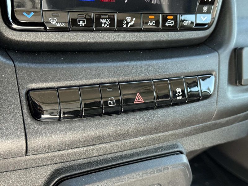 New 2026 RAM Promaster 1500 Slt Cargo Van High Roof 136' Wb