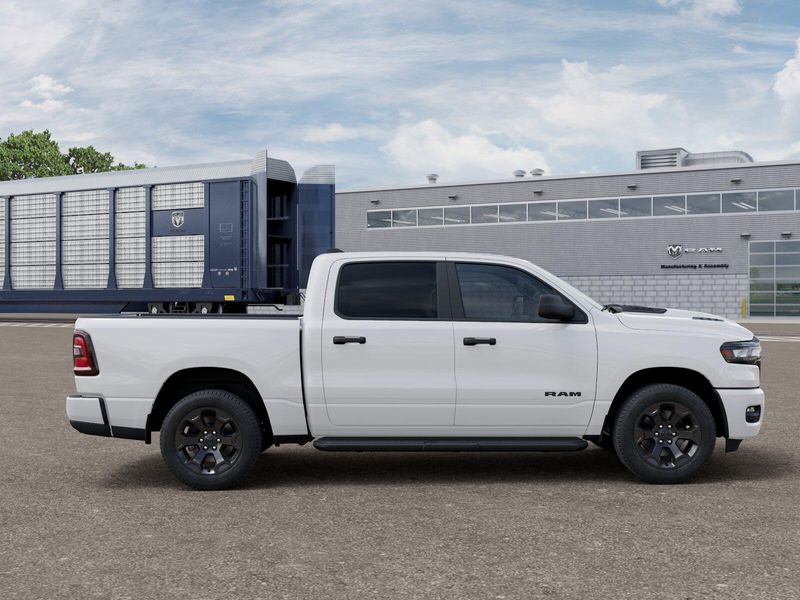 New 2027 RAM 1500 Express Crew Cab 4x4 5