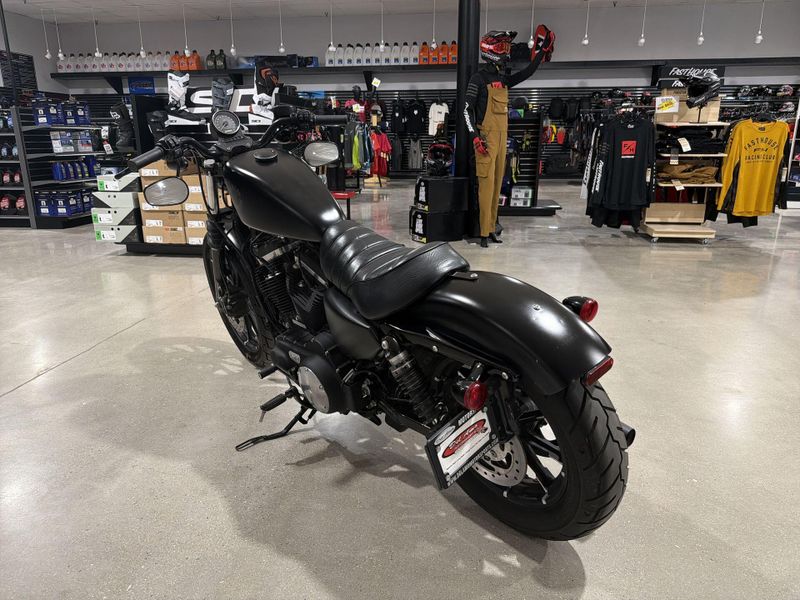 Used 2020 Harley-Davidson SPORTSTER IRON 883 Image 15