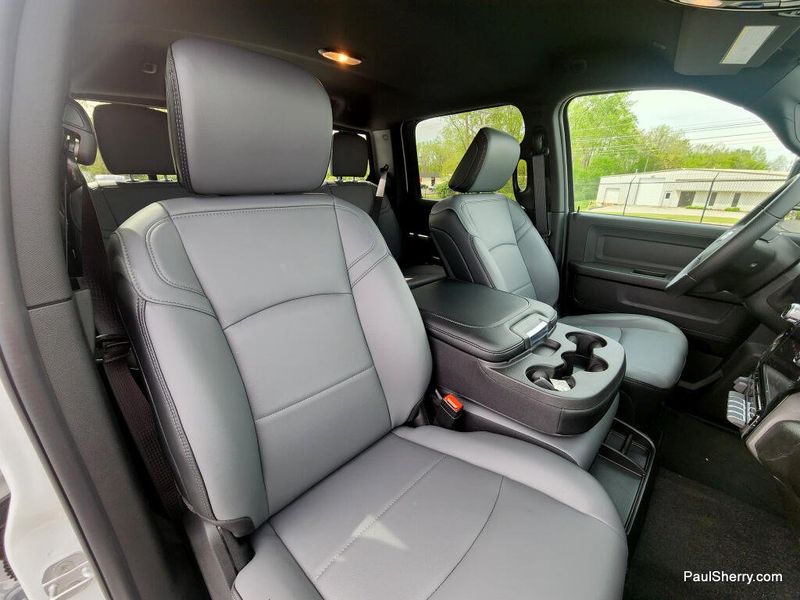 New 2026 RAM 3500 Tradesman Crew Cab 4x4 8' Box