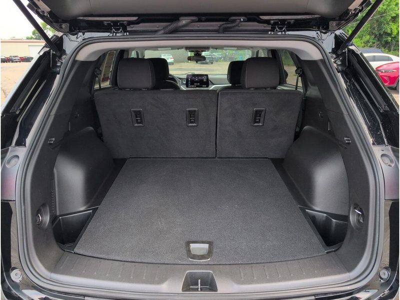 Used 2025 Chevrolet Blazer LTImage 34