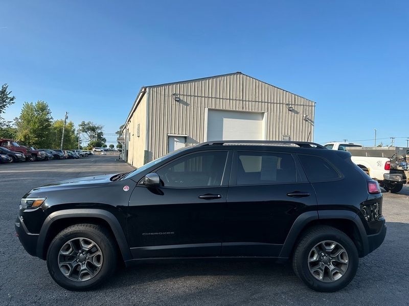 2019 Jeep Cherokee TrailhawkImage 8