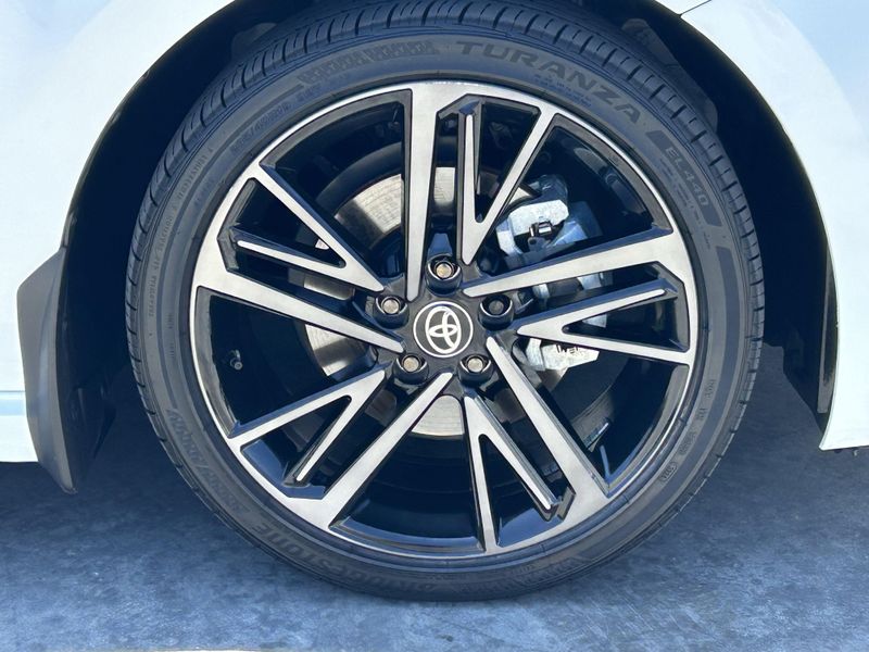 Used 2025 Toyota Camry XSEImage 8