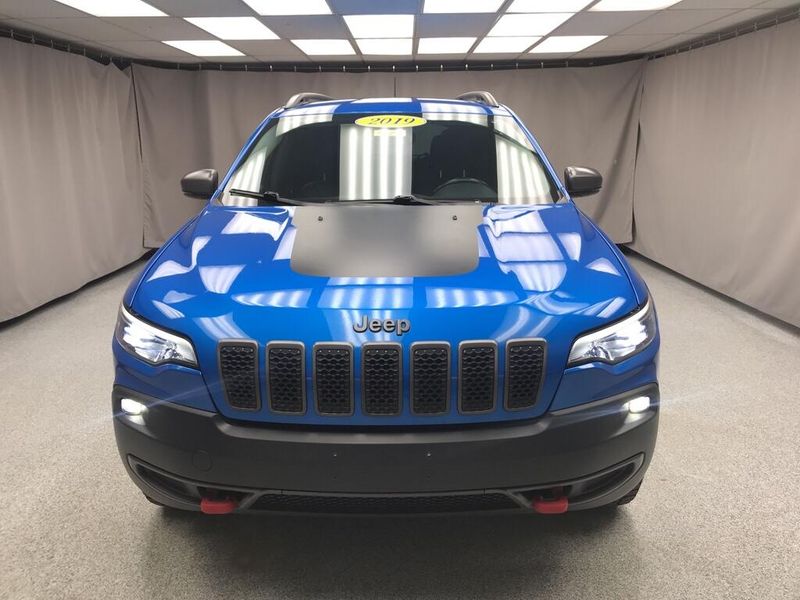 Used 2019 Jeep Cherokee TrailhawkImage 6