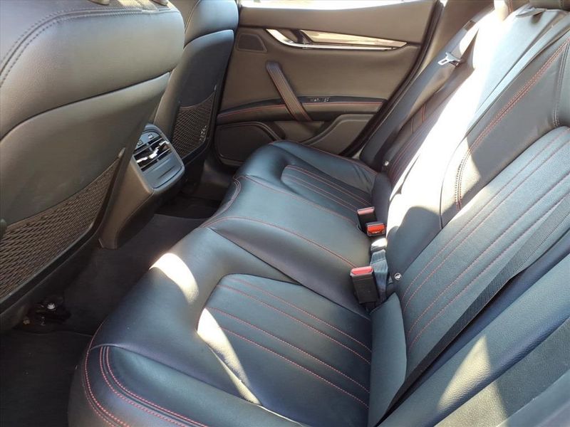 Used 2018 Maserati Ghibli Image 7