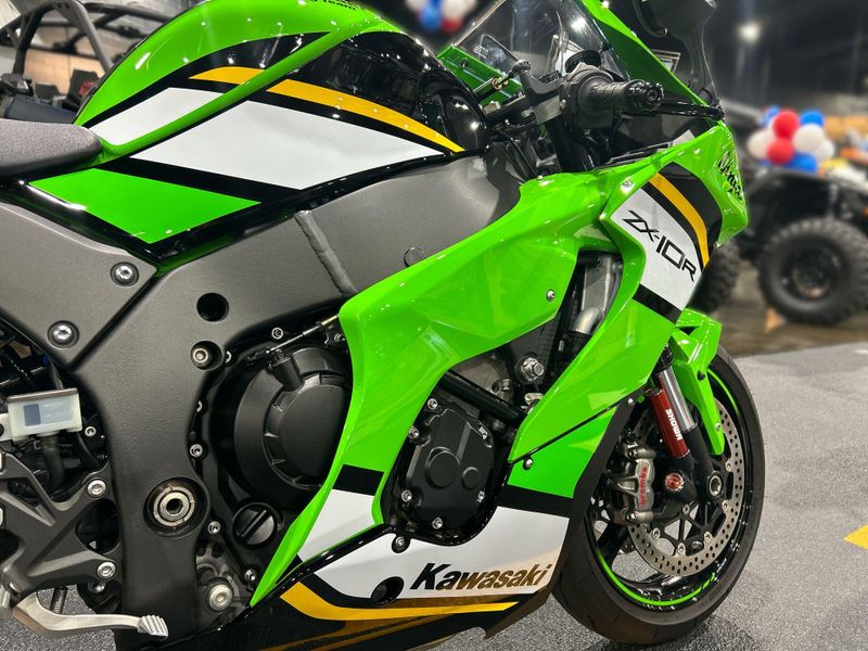 Used 2025 Kawasaki NINJA ZX 10R ABS KRT EDITION Image 24