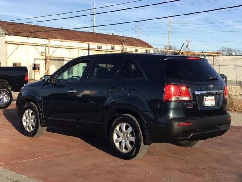 2011 Kia Sorento LXImage 17