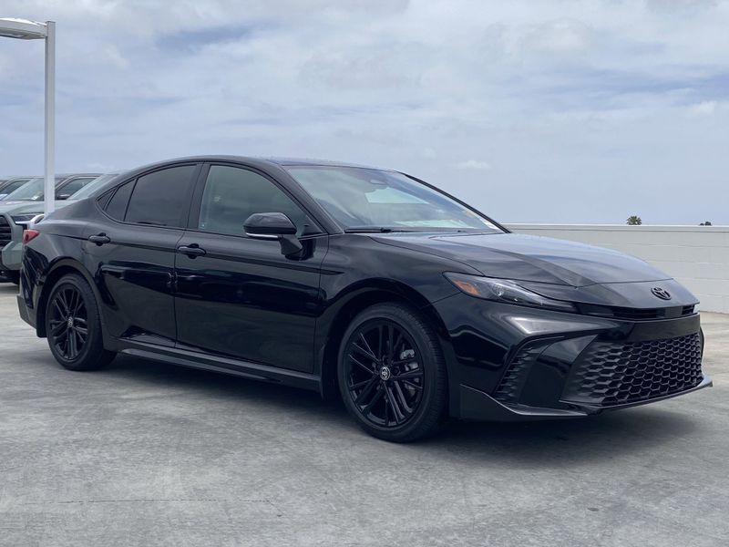 2025 Toyota Camry SEImage 2