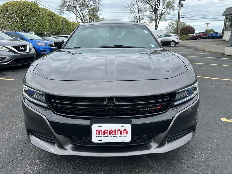 2016 Dodge Charger SXTImage 12