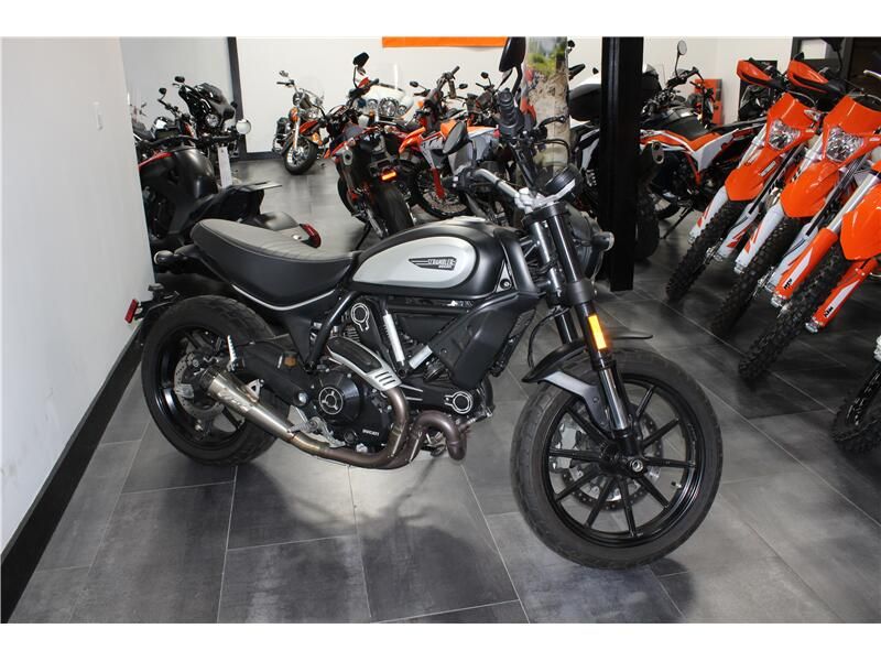 2020 Ducati SCRAMBLER ICON DARK Image 4