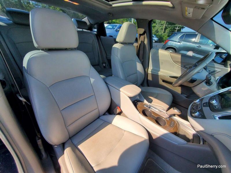 2016 Chevrolet Malibu PremierImage 10