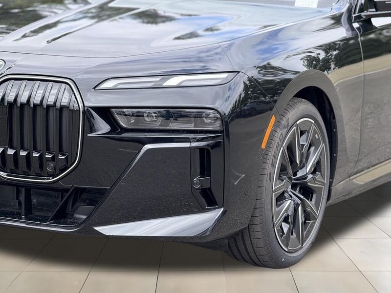 2025 BMW i7 eDrive50Image 11