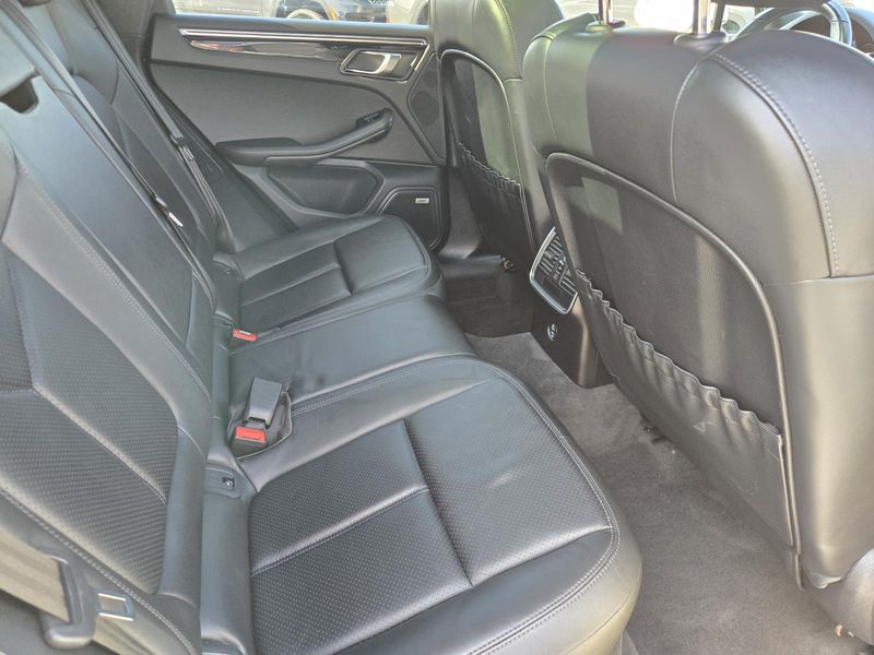 Used 2021 Porsche Macan AWD
