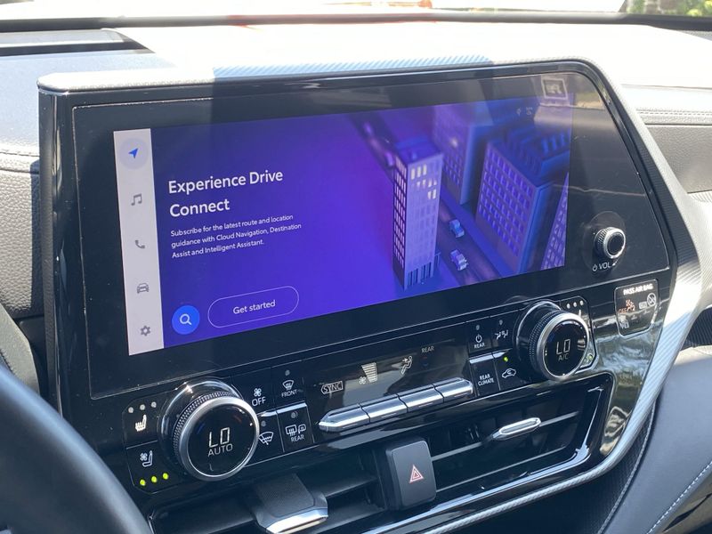 New 2023 Toyota Highlander PlatinumImage 20