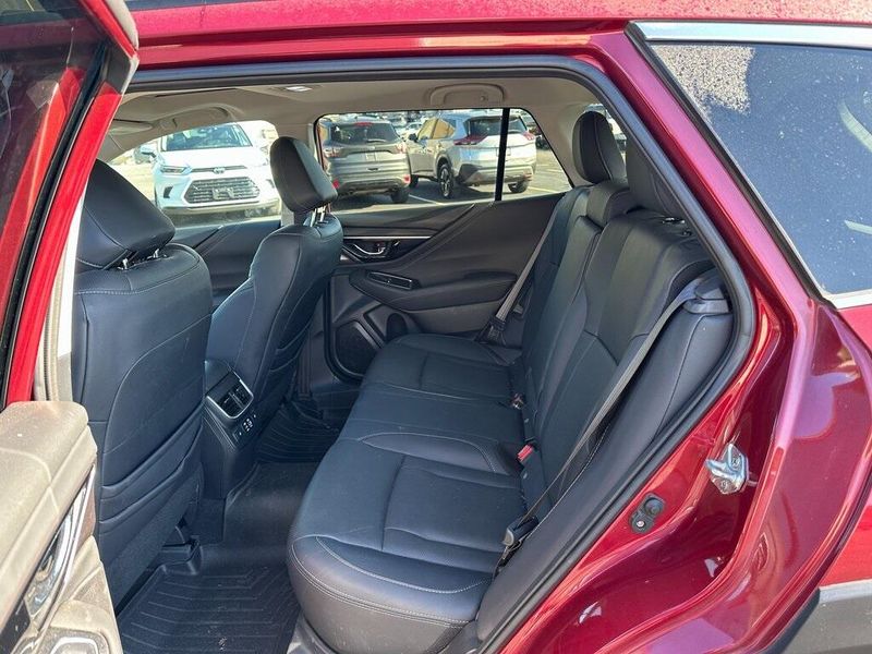 2023 Subaru Outback Touring XT photo 11