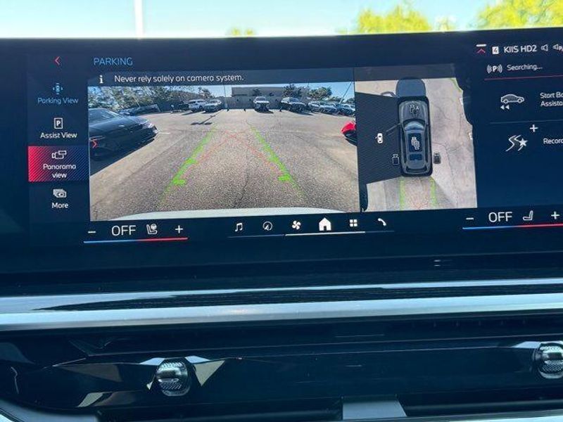 Used 2025 BMW X7 M60iImage 32