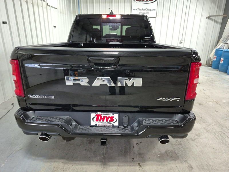 2025 RAM 1500 Laramie Crew Cab 4x4 5