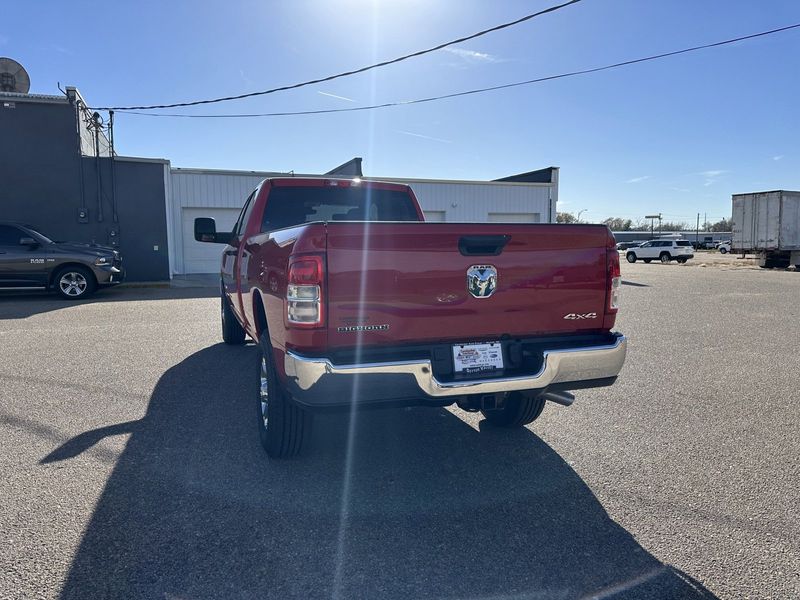 2024 RAM 3500 Big Horn Crew Cab 4x4 8