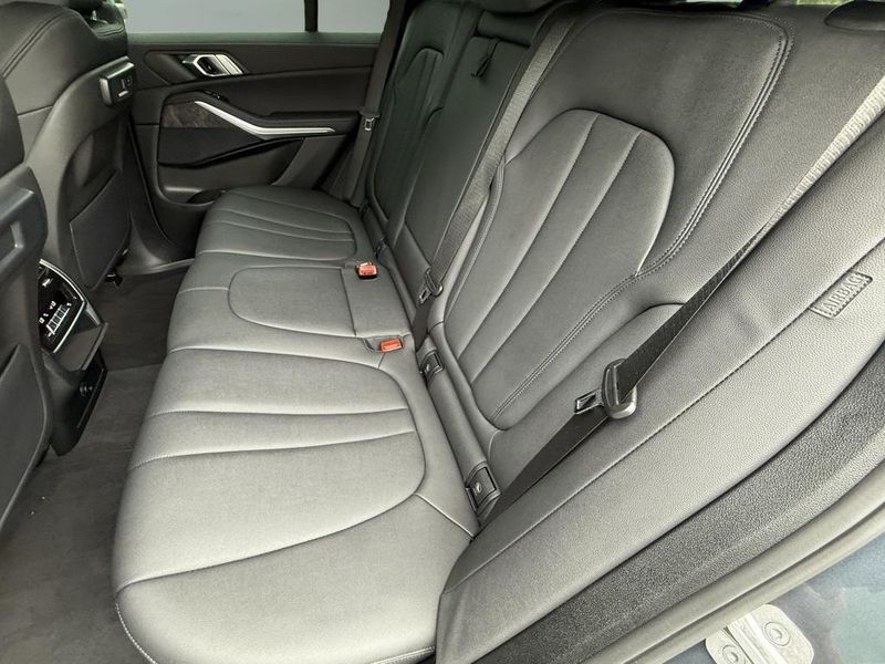 2022 BMW X5 sDrive40iImage 32