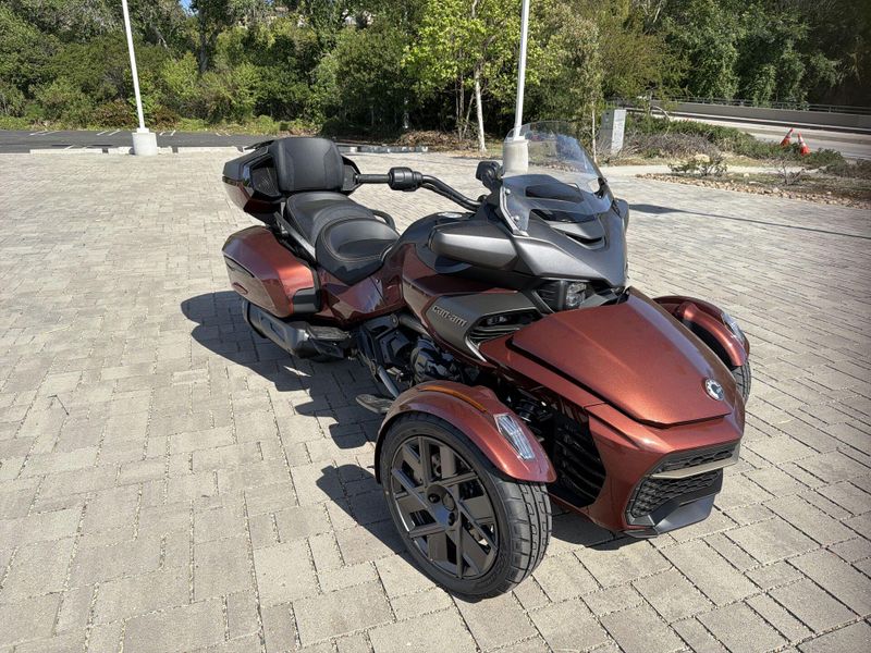 New 2026 Can-Am SPYDER F3 LIMITED SPECIAL SERIES (SE6) Image 11