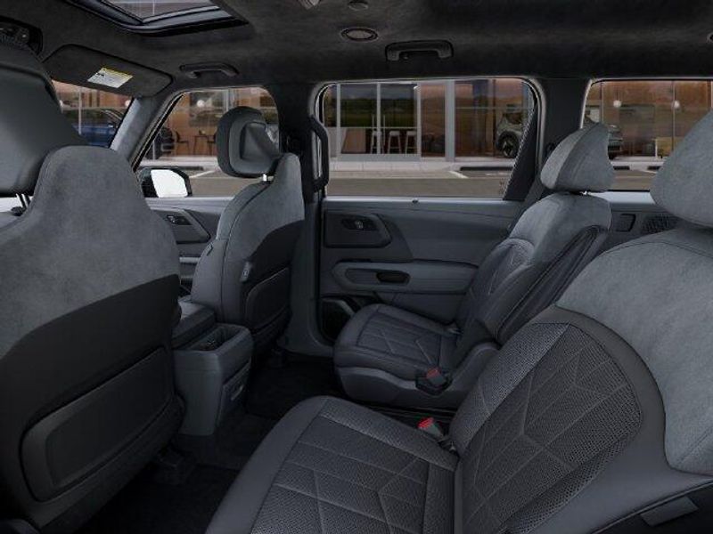 New 2027 Kia Telluride Hybrid X-Line SX PrestigeImage 19