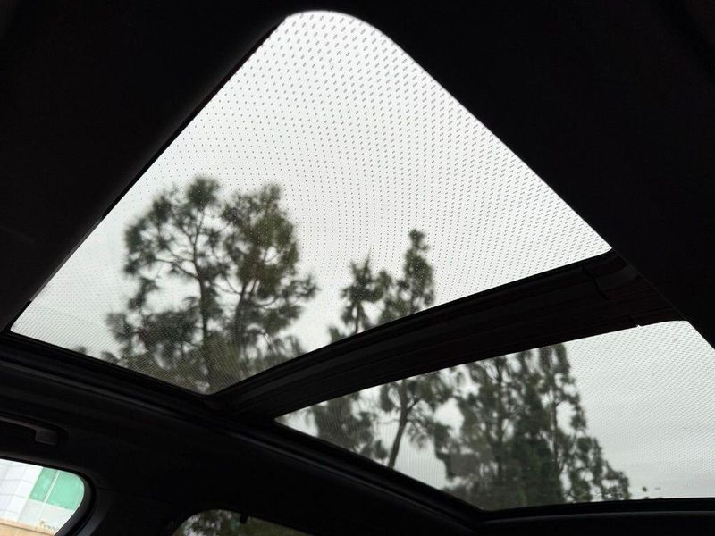 New 2026 BMW X5 M60iImage 21