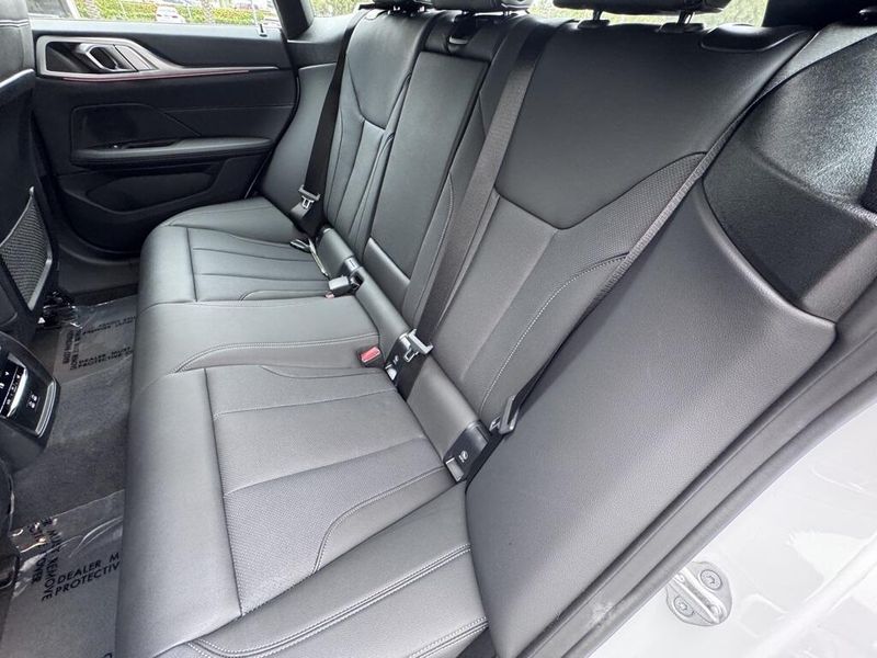 2024 BMW i4 eDrive35Image 32