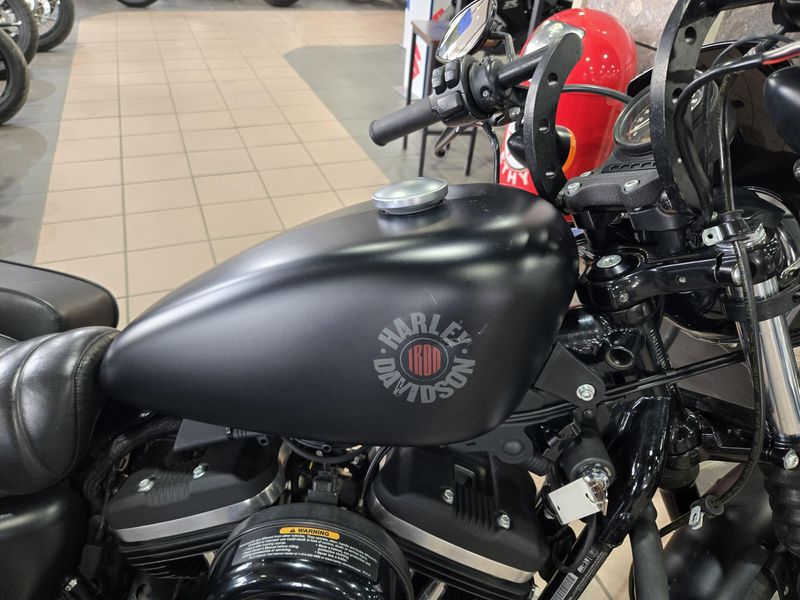 2022 HARLEY SPORTSTER IRON 883 Image 10